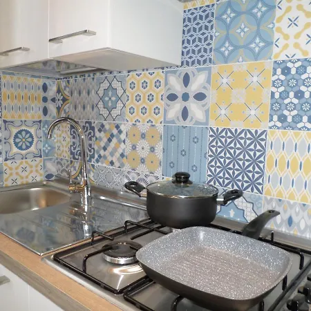 Apartamento A Casa Di Nonna Quartu SantʼElena Exterior foto