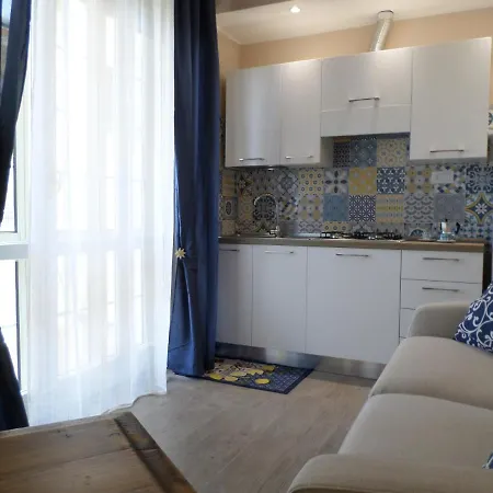 Apartamento A Casa Di Nonna Quartu SantʼElena Exterior foto